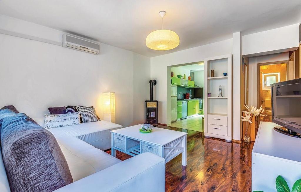 Karla Apartment Selce Exterior photo